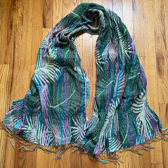 J & X women’s scarf - Picture 7 of 7